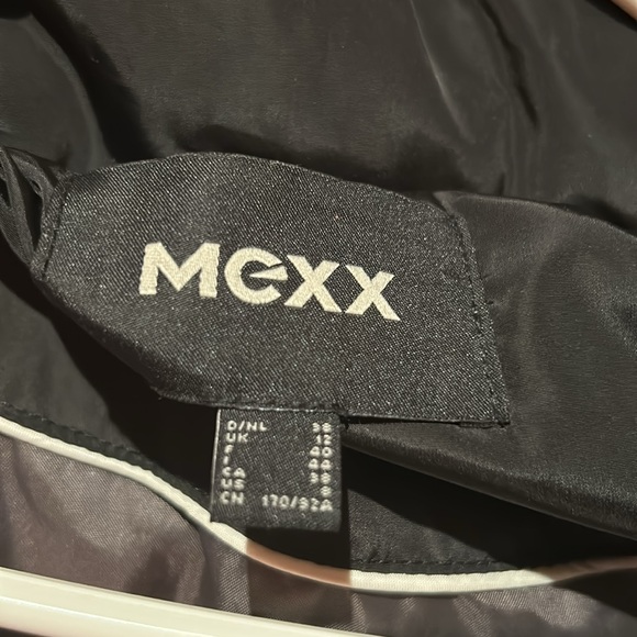 puffy jacket like new - Picture 2 of 4